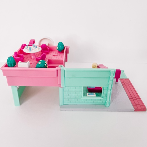 1994 Vintage Bluebird Polly Pocket - Polly’s Burger Drive-In 100% complete - Picture 7 of 9